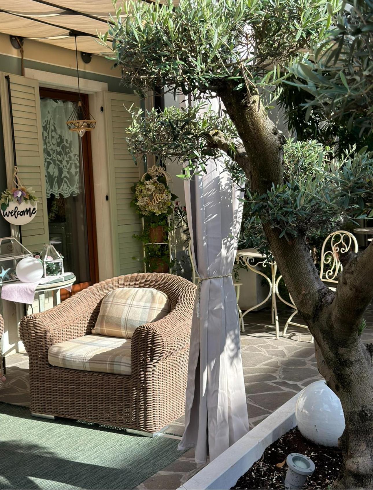 קסטלנואובו דל גארדה B&B Sul Garda מראה חיצוני תמונה